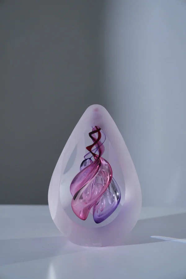 Egg Glass Pink Violet  M