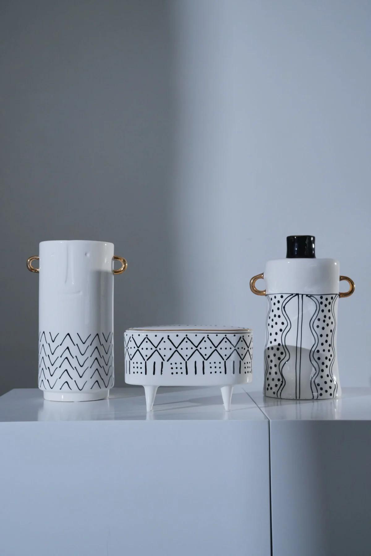 Ceramic Vase w Handles Gold - Image 2