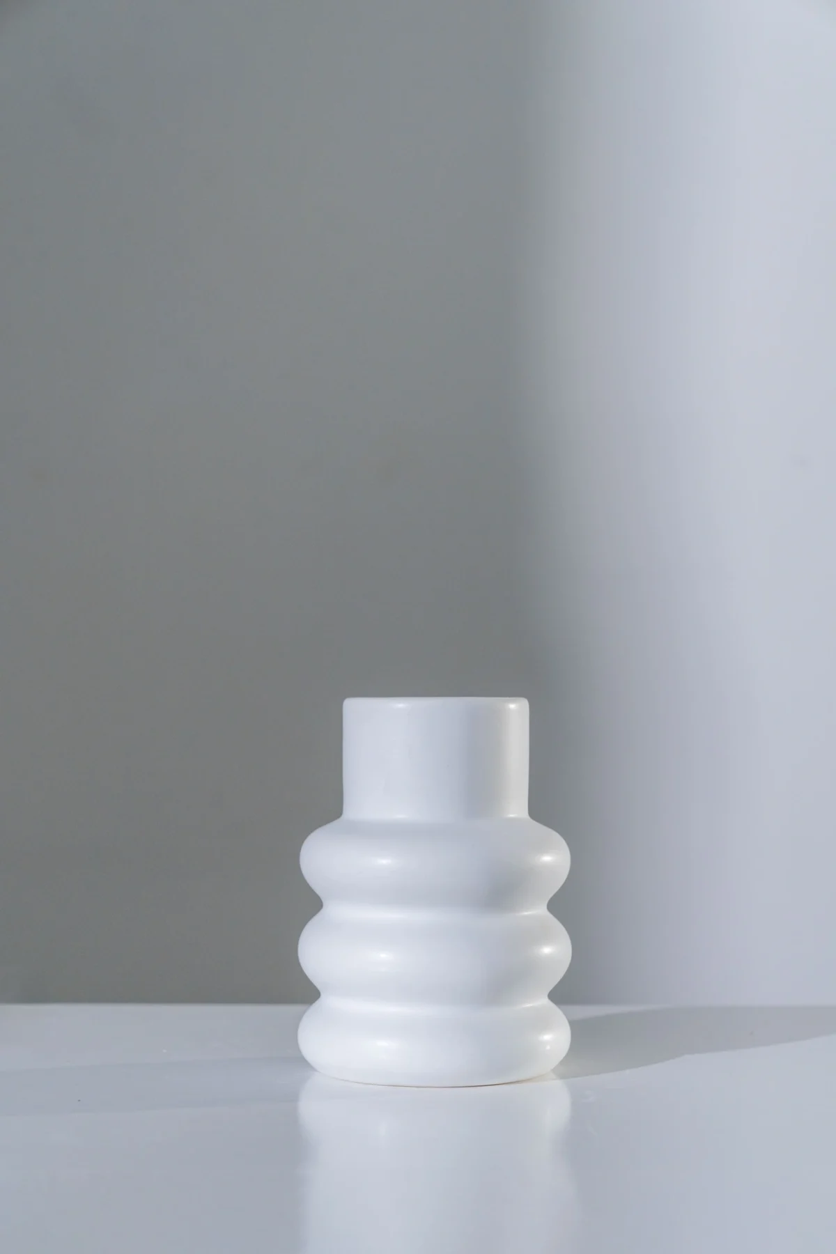 VASE NINA CERAMIC WHITE - Image 2