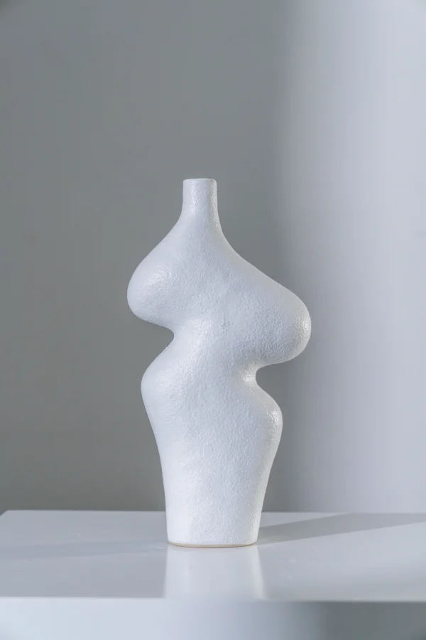 VASE TWISTED STONEWARE WHITE