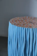 Stèle Rondin bleu pastel 35*35*45 cm - Image 3