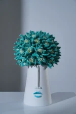 IRIS SCATOLA FIORITA MEDIUM  24.5*24.5*34 cm
WITH IRIS FLOWERS ORNAMENTAL