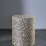 Table nacre Beige  38*38*47 cm