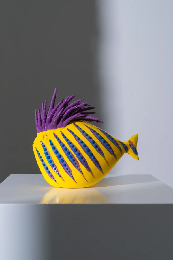 Yellow/Violet  Fish 25cm