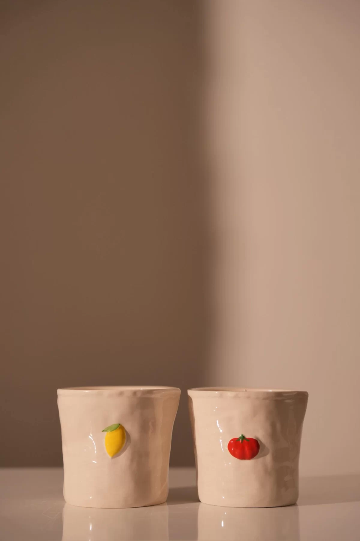 Bistro 8oz/226g Tomato Embossed Ceramic 9x9x8.5 cm
Candle - Heirloom Tomato Boxed - Image 2