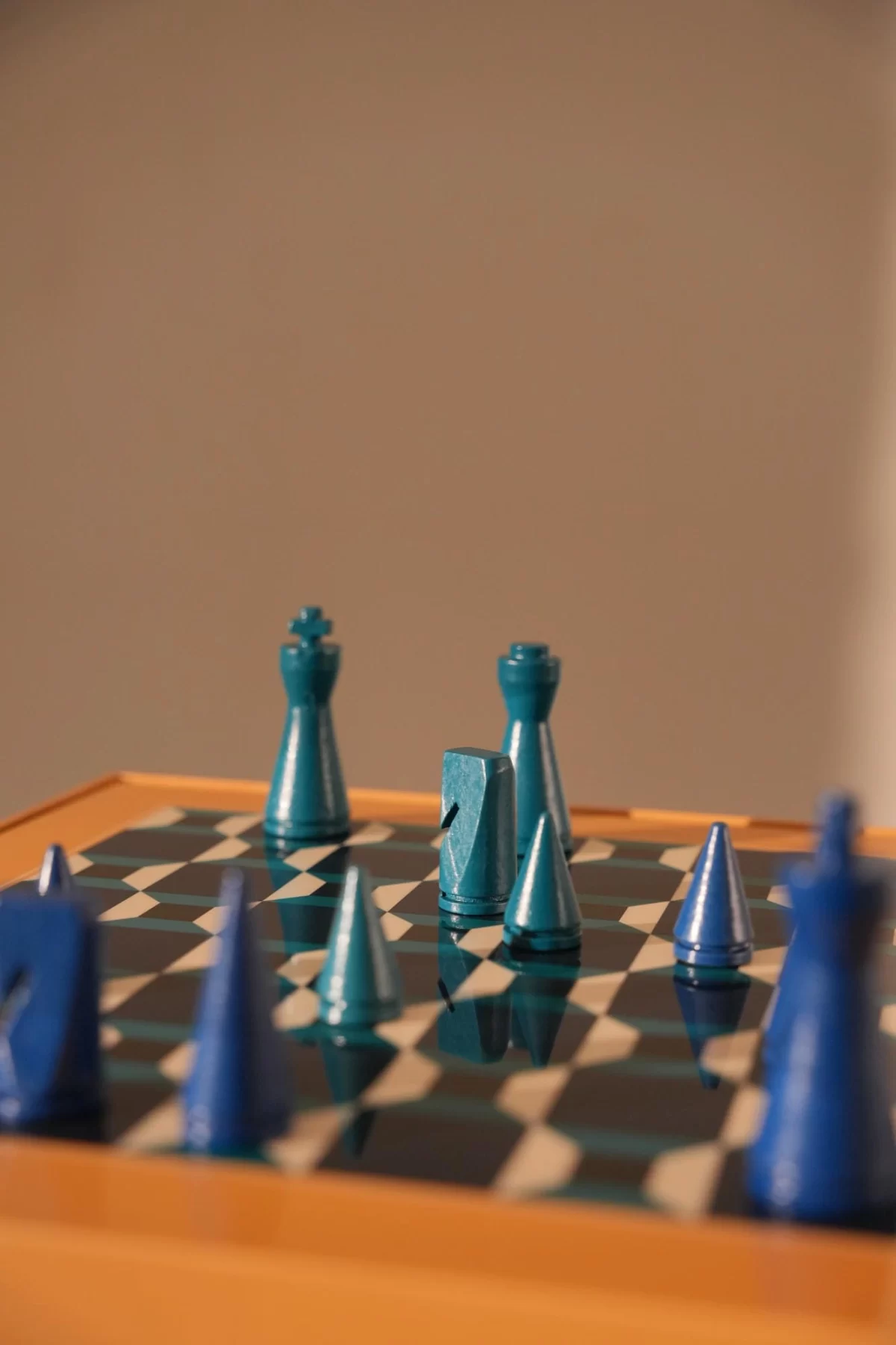 LACQUERED CHESS - ATHENA 35x35 cm
RRP
UNIT
RRP
UNIT - Image 3