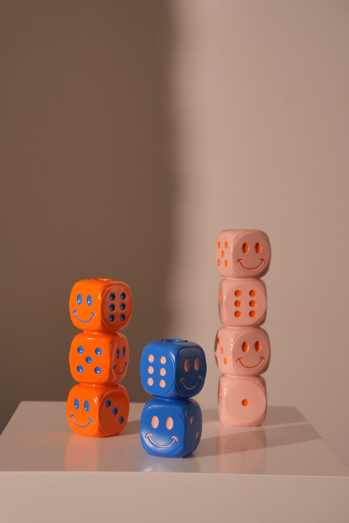 Candle Stick Die Polyresin Pink 7.5x7.5x29.5cm - Image 2