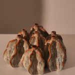 Ceramic 7pods vase gray-brown
d28;h14cm a28cm;b27cm;h14cm