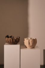 Porcelain leaf vase rusty brown
d34;h21cm - Image 3