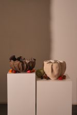 Porcelain leaf vase rusty brown
d34;h21cm - Image 2