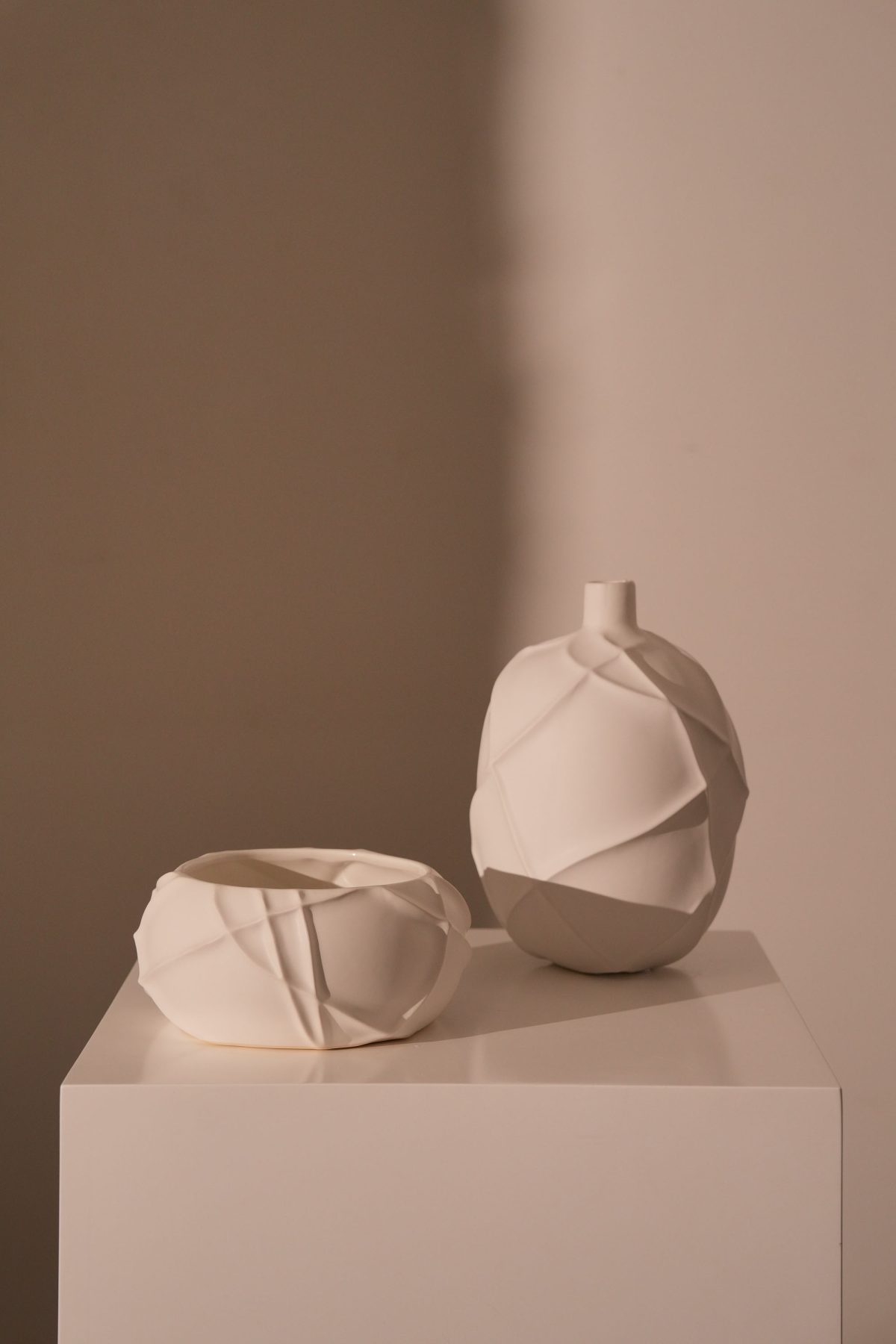 VASO RIDGED BOMB BIANCO H27 - Image 3