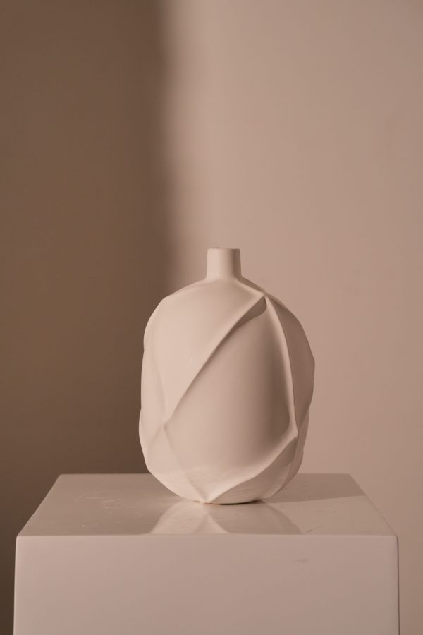 VASO RIDGED BOMB BIANCO H27